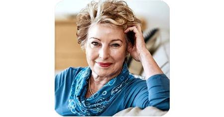 Customer feedback showing improved skin elasticity and texture from using Aeternum X19 serum